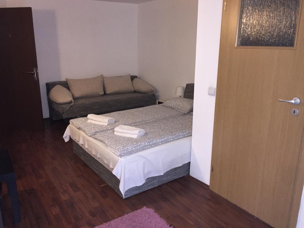Vila Giulia Arieseni Bilik gambar