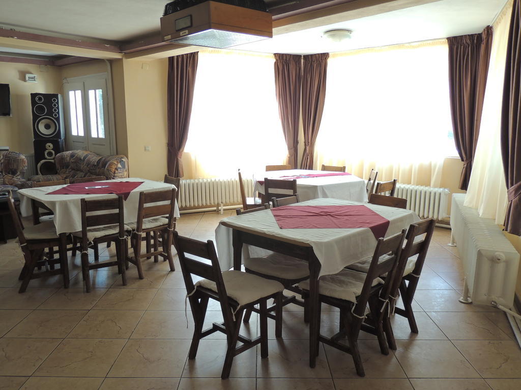 Vila Giulia Arieseni Luaran gambar