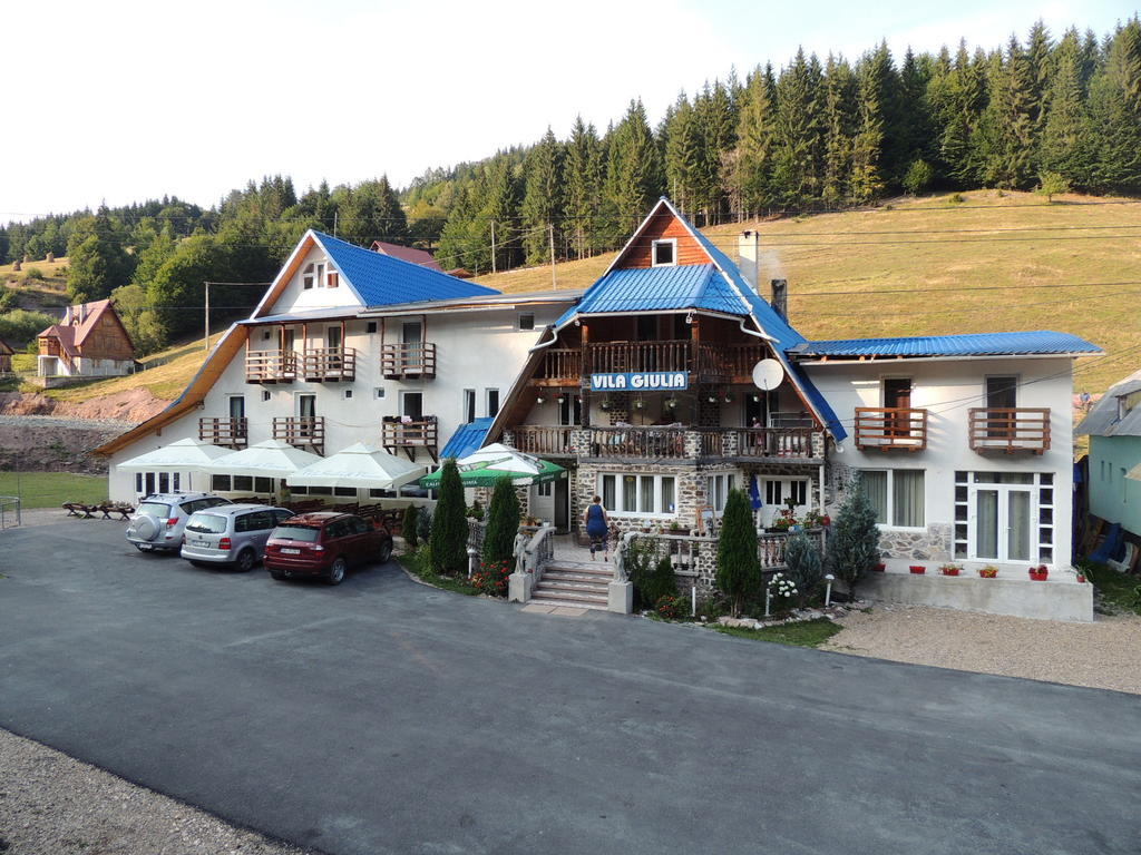 Vila Giulia Arieseni Luaran gambar